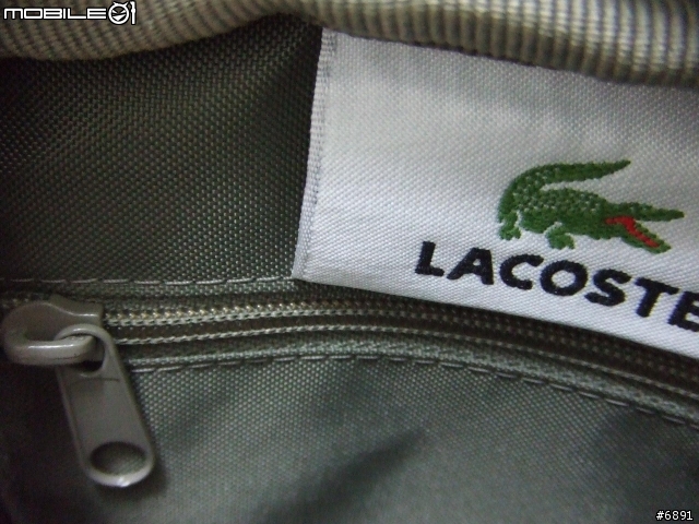 出門.吃飯.逛街的隨身包 LACOSTE