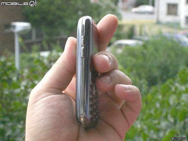BenqSiemens超質感新手機發表~SL91,E71,E81**7/30新增E71黑色版實機照片***注意~圖超級多~請耐心等候!!