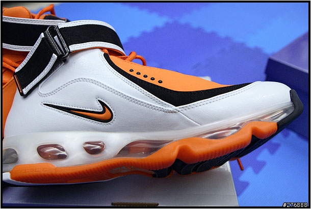 AIR MAX 360 籃球鞋BB