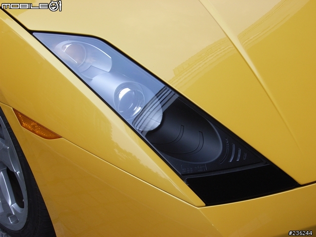 上海新天地巧遇Lamborghini