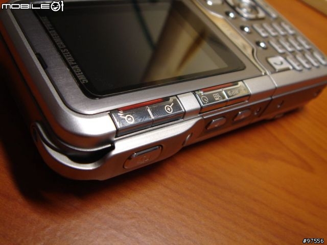 (分享)陽剛味十足的LG kg920(含照相測試with sony M2)