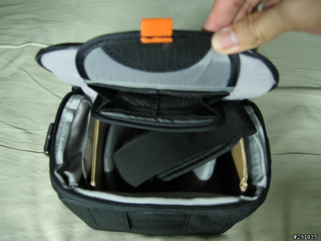 Lowepro REZO 140 AW 一機一鏡的小相機包