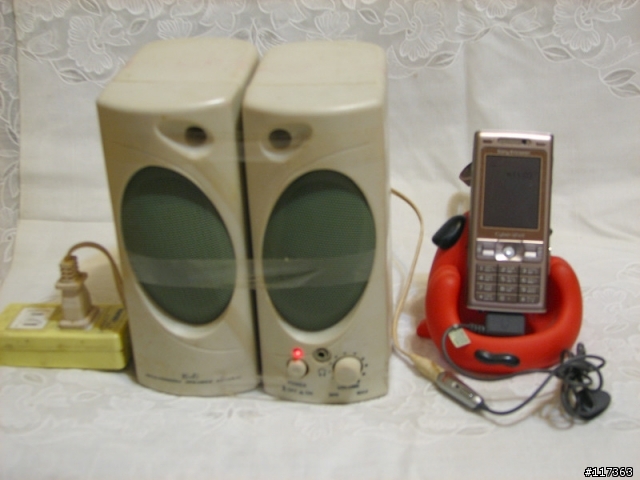 省錢大作戰~~DIY克難立體聲音樂手機座