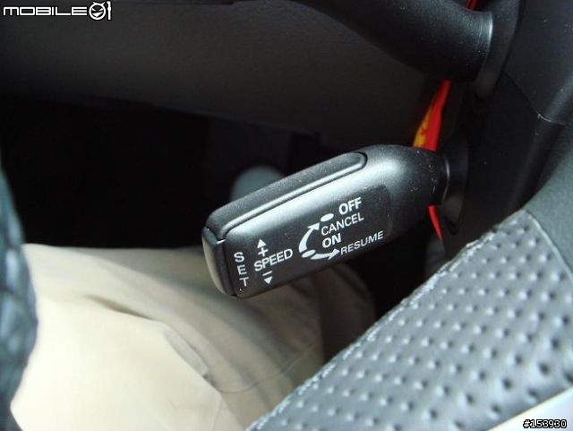 AUDI A4 AVANT 2.0T FSI + CARACTERE空力套件 + RS4內裝套件 = 小辣妹