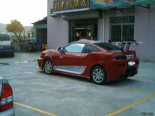 好帥的改裝車.......