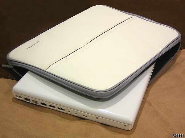 分享一個跟MacBook滿配的保護內袋-Elecom 超衝擊吸收 III