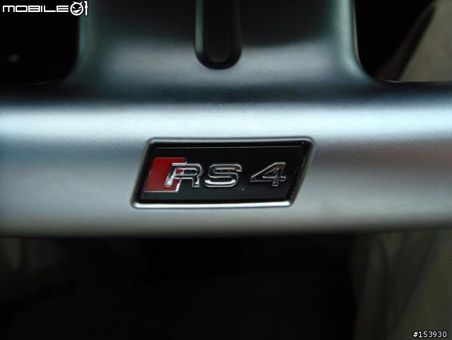 AUDI A4 AVANT 2.0T FSI + CARACTERE空力套件 + RS4內裝套件 = 小辣妹