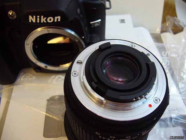 分享Nikon D80+Signa 17-70 開箱照