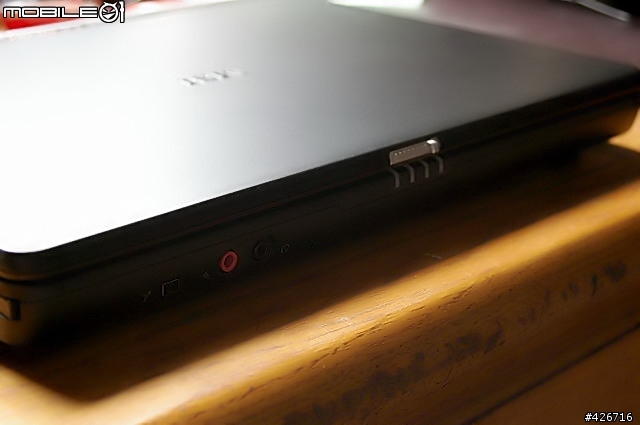 我的黑色鐵便當---MSI S270B