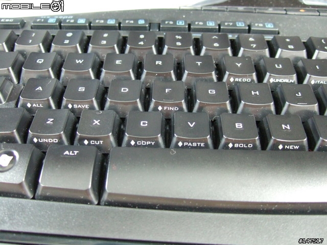 羅技Logitech MX3200無線鍵鼠組開箱照
