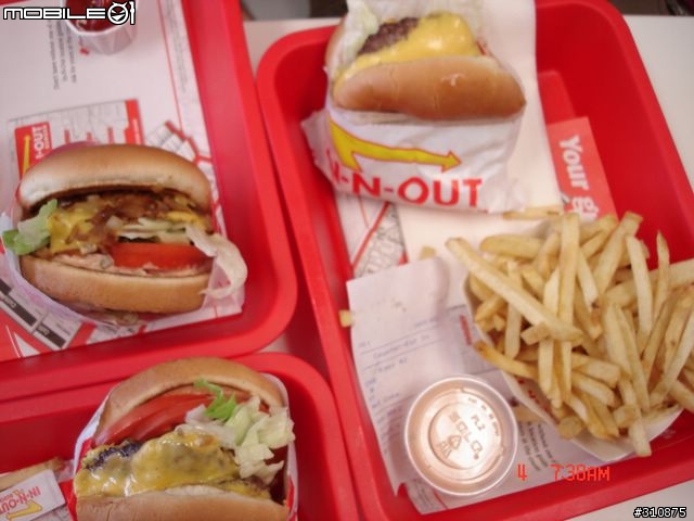 也算另一種夢幻逸品.......美國In N Out Burger
