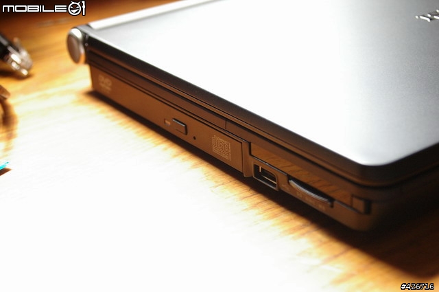 我的黑色鐵便當---MSI S270B