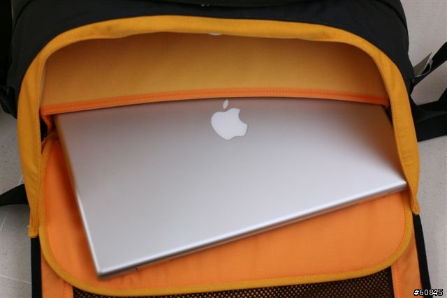 旗艦級的相機包:Crumpler-Brazilian Dollar Home