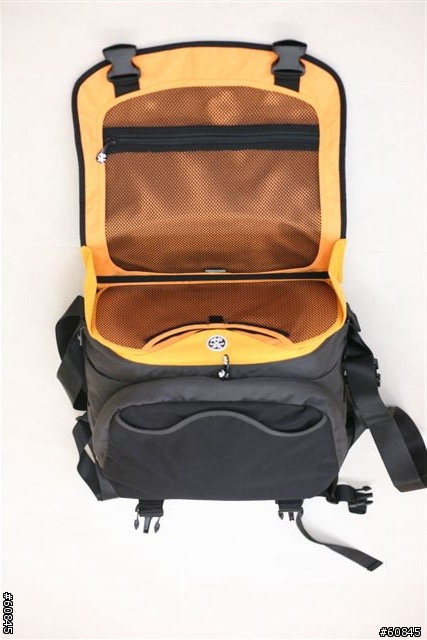 旗艦級的相機包:Crumpler-Brazilian Dollar Home