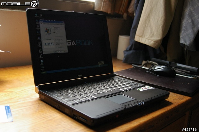 我的黑色鐵便當---MSI S270B