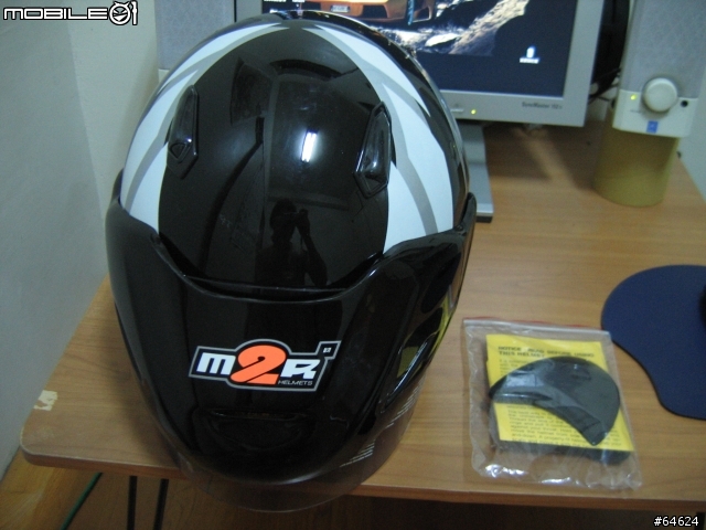 人生的第一頂 3/4安全帽 M2R SP-333...下一頂會更好