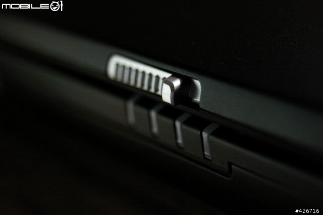 我的黑色鐵便當---MSI S270B