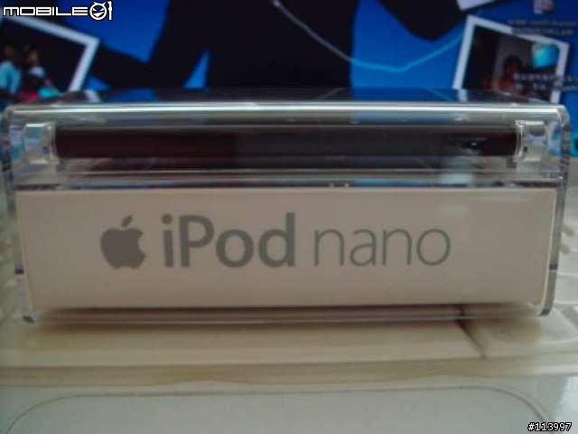 【分享】New iPod nano+New iPod USB Power Adapter