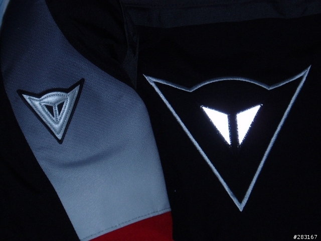 【分享】Dainese G.STRATOJET D-Dry,(番外篇:被認為是假的…)