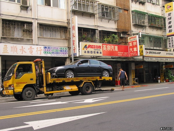 總代理不賣車自力救濟 ~代辦進口亞洲第一輛CITROEN旗艦C6(可以看圖了)