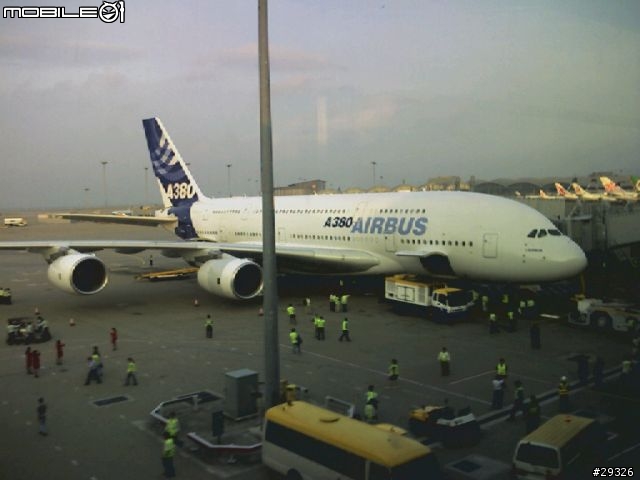 香港機場巧遇A380