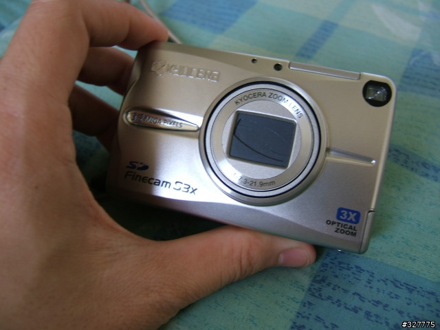 從前的窈窕佳人,今日是否風采依舊?我的Kyocera Finecam S3x~~