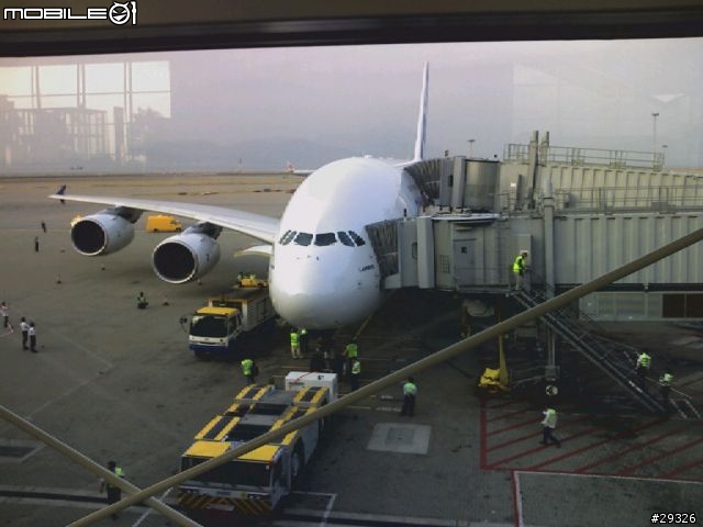 香港機場巧遇A380