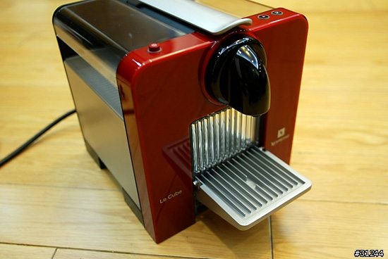 給我一天好的開始的 Nespresso Le Cube & Aeroccino