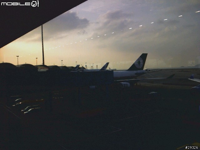 香港機場巧遇A380