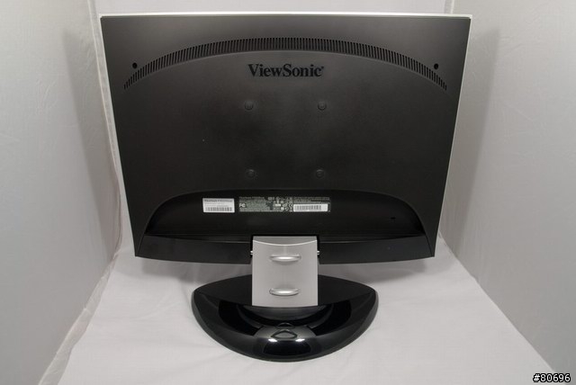 狼仔的第一部鳥螢幕-Viewsonic VX2235WM開箱