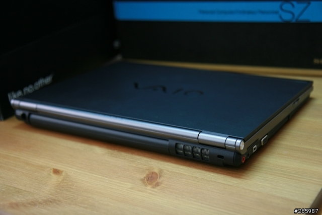 勸敗分享- Sony Vaio SZ36