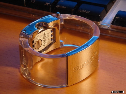 Swatch 很多年前買的冰塊錶…