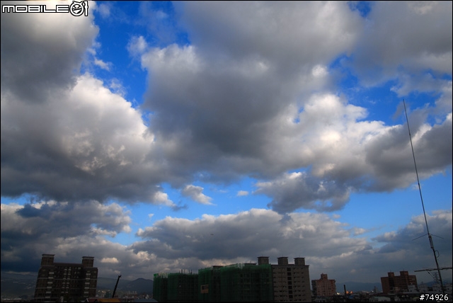 【教學】還我一片藍天-Photoshop CS2簡易修圖法
