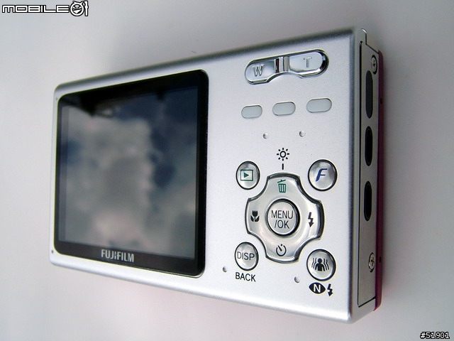 時尚新機 - 富士 FinePix Z5fd 粉墨登場