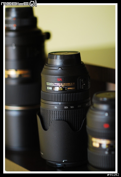 〔評測〕AF-S VR 70-300mm VR 對上大黑及18-200VR