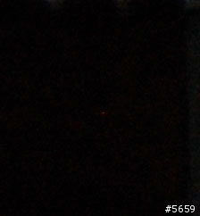 請問是否為CCD壞點 ?