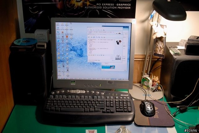 狼仔的第一部鳥螢幕-Viewsonic VX2235WM開箱