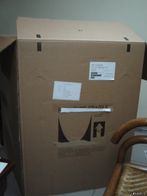 Herman Miller Aeron Chair 入手心得勸敗文