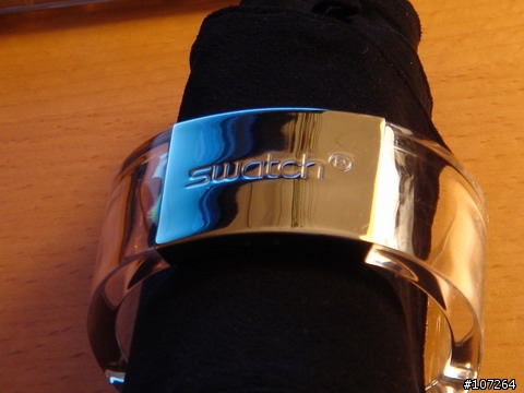 Swatch 很多年前買的冰塊錶…