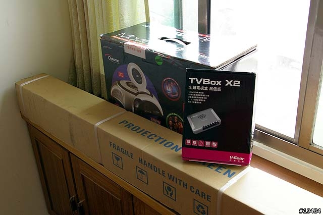 敗家三連彈~Optoma奧圖碼 DV10+VEGA 80吋氣壓式布幕+亞邁TV-BOX X2