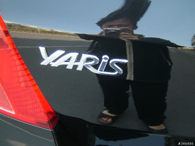 新車yaris 隨手拍幾張......