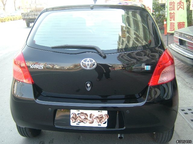 新車yaris 隨手拍幾張......