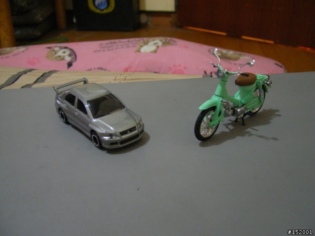 Super Cub 模型機車 (圖多)