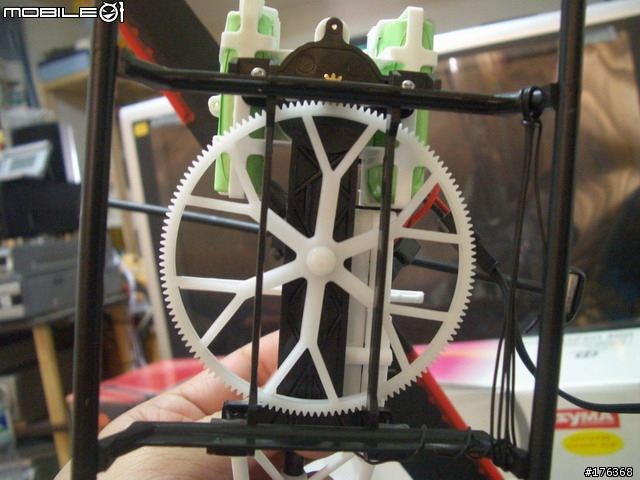 【開箱】300 SCHWEIZER 601充電遙控直昇機