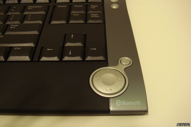 Logitech diNovo Media Desktop Laser Keyboard入手報告