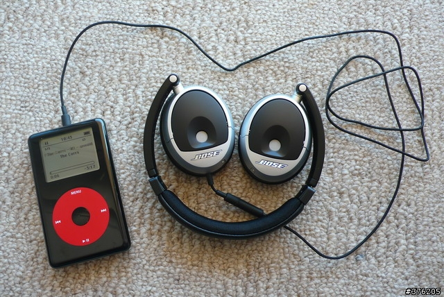 『新年禮物』Bose On-Ear Headphones 開箱分享