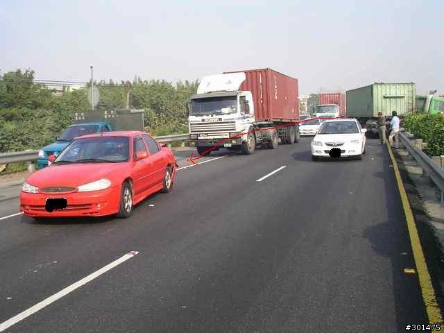 分享我在高速公路被卡車撞的經驗