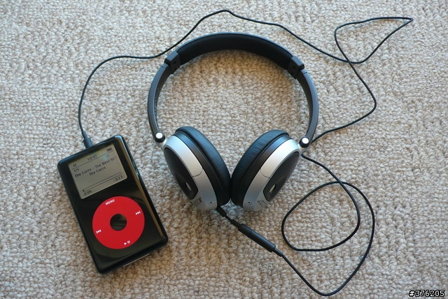 『新年禮物』Bose On-Ear Headphones 開箱分享