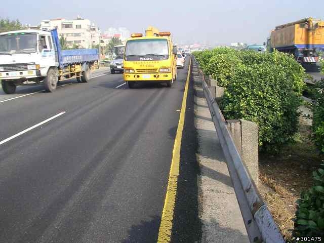 分享我在高速公路被卡車撞的經驗