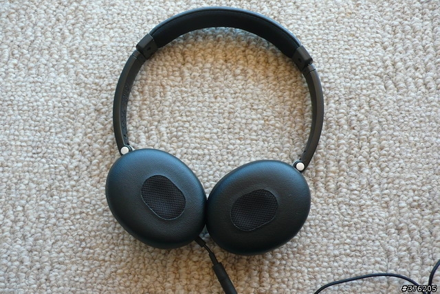 『新年禮物』Bose On-Ear Headphones 開箱分享